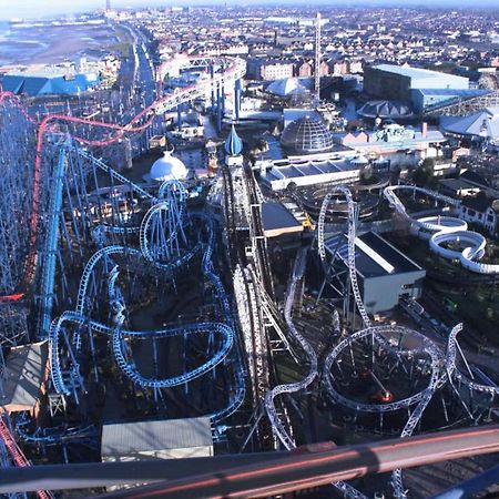 Blackpool Sleepover Apartment 1 Free Parking Sleeps 6 Exteriör bild