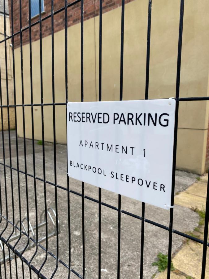 Blackpool Sleepover Apartment 1 Free Parking Sleeps 6 Exteriör bild
