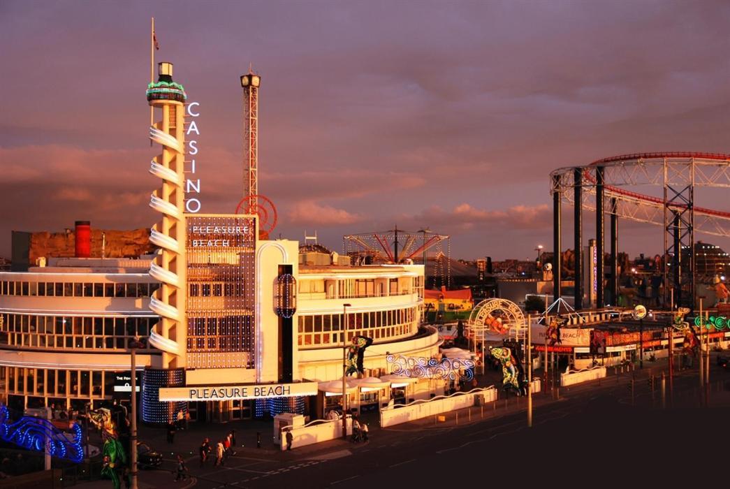 Blackpool Sleepover Apartment 1 Free Parking Sleeps 6 Exteriör bild