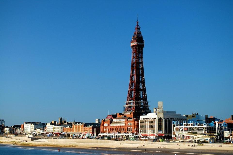Blackpool Sleepover Apartment 1 Free Parking Sleeps 6 Exteriör bild